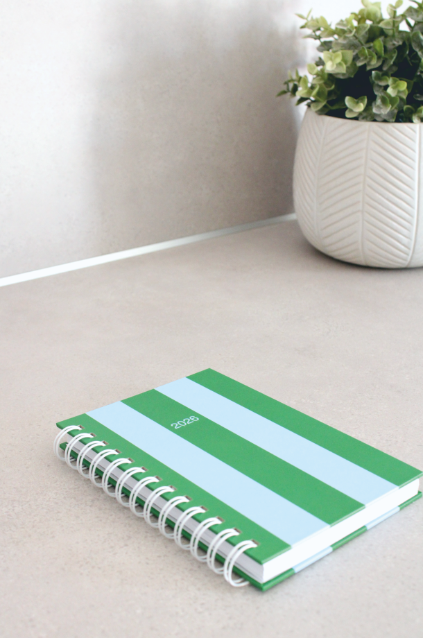 82/GREEN STRIPES/STUDENTSKI(120x180)